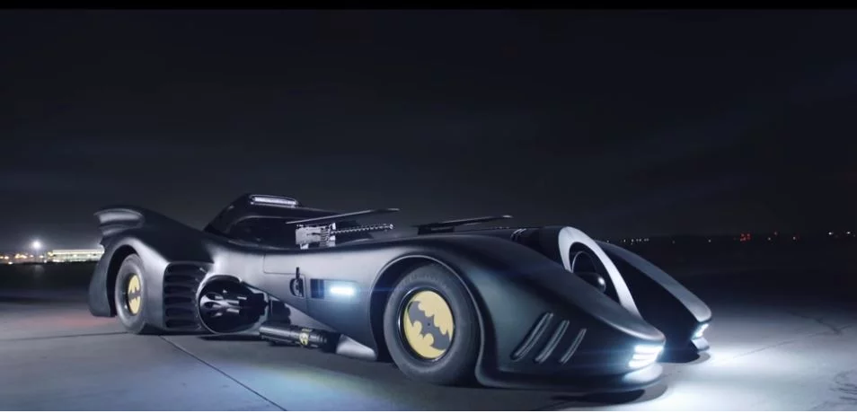 Украинец выставил на продажу легендарный автомобиль Бэтмена
