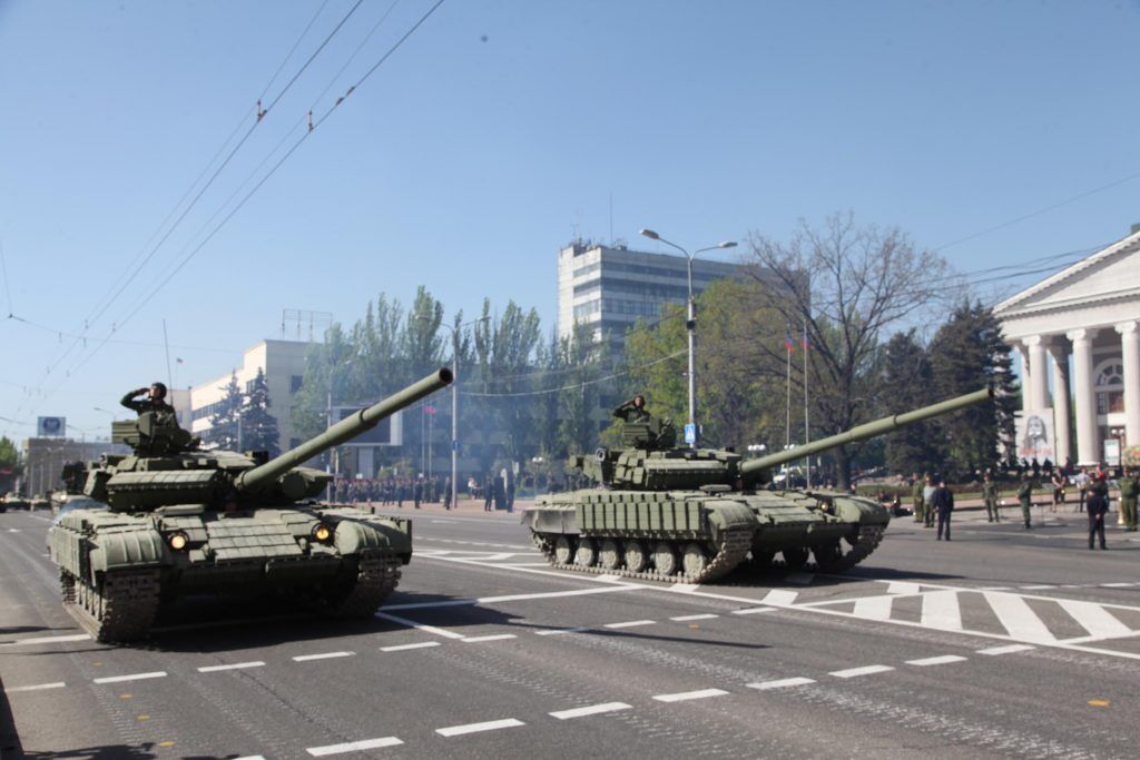 Равнение на Россию: в "ДНР" похвастались парадом на 9 мая