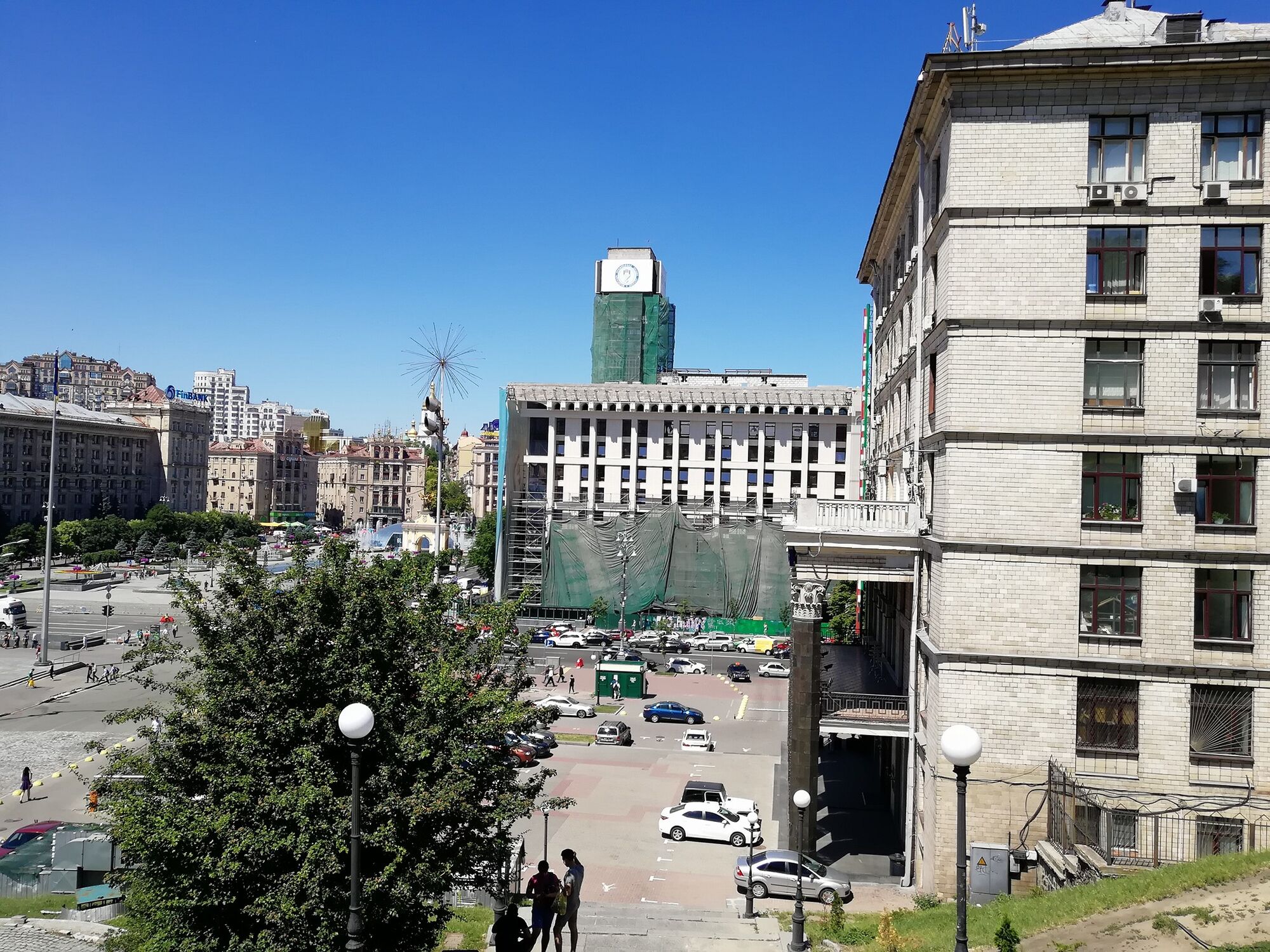 Як виглядає новий фасад Будинку профспілок в Києві: опубліковані фото і відео