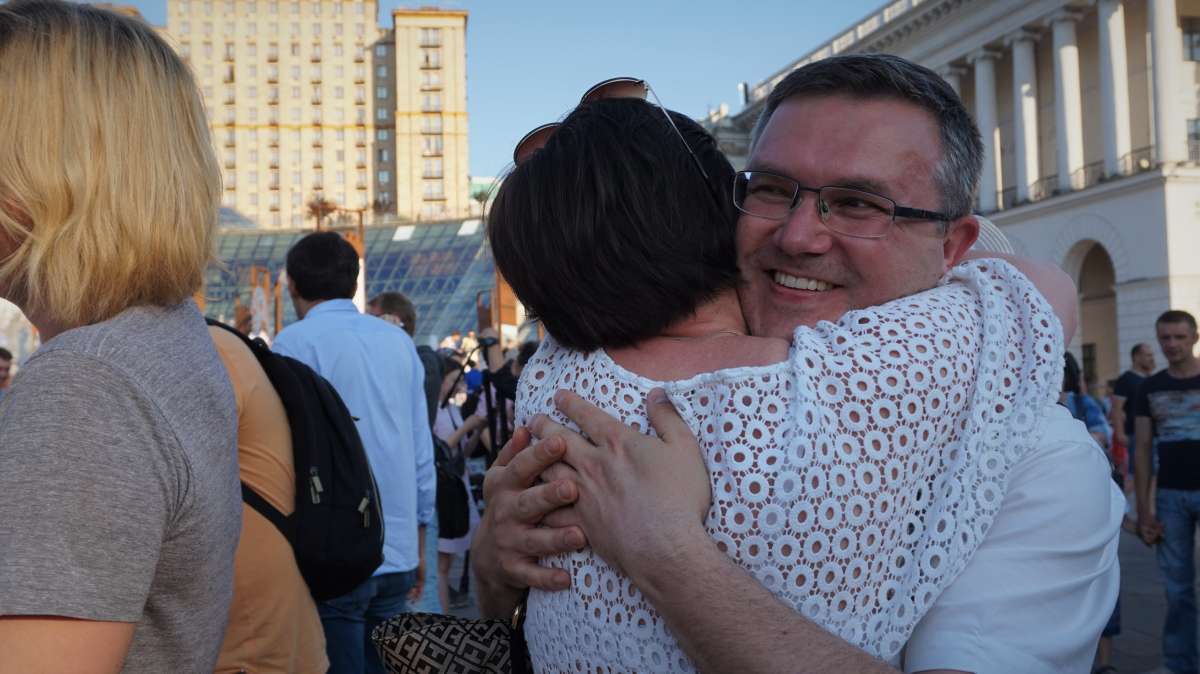 "Поминки" по Бабченко: на Майдане отпраздновали "воскрешение" журналиста