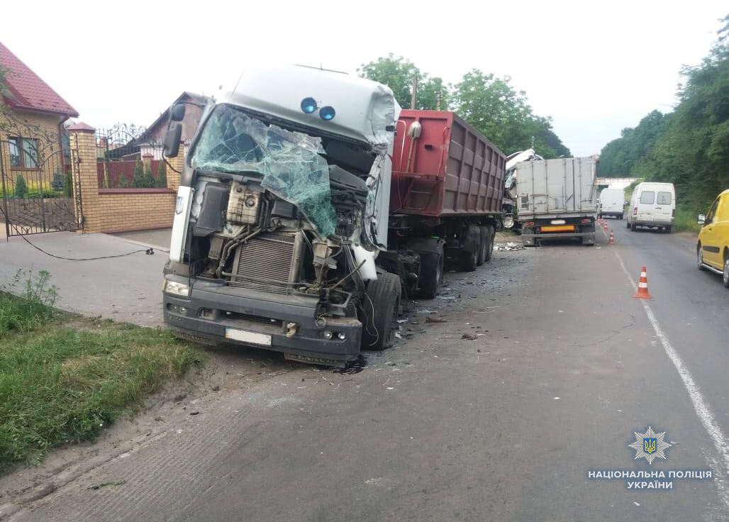 Тягнув по асфальту: в Києві сталася смертельна ДТП