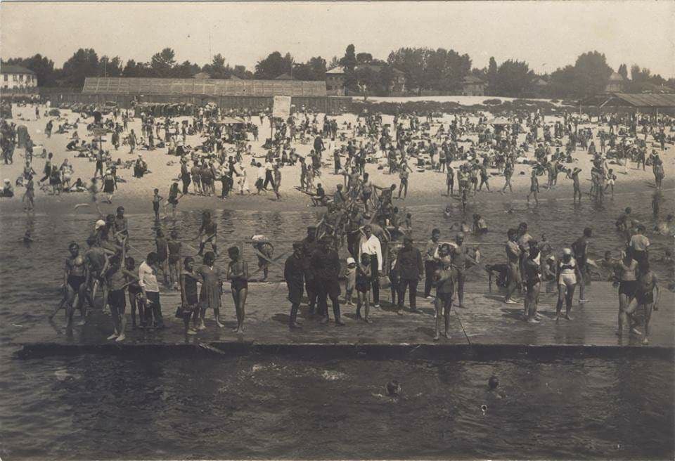 Как выглядел первый пляж в Киеве