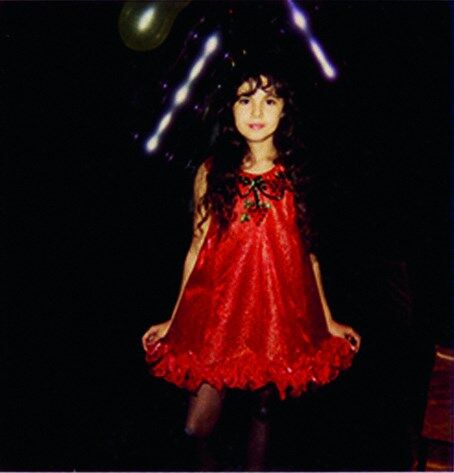 В 1994 году Настя принимала участие в конкурсе "Фант-лото "Надія", который транслировался по УТ-1. Это был ее первый певческий конкурс и первое концертное платье