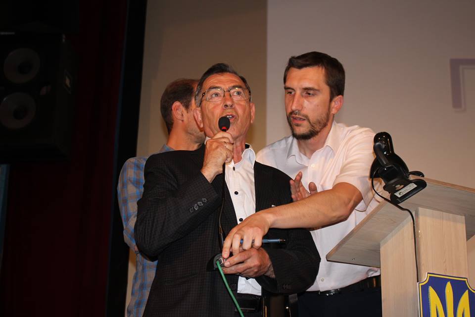 Жители  Запорожья высказались против ТРЦ Кальцева (ФОТО)