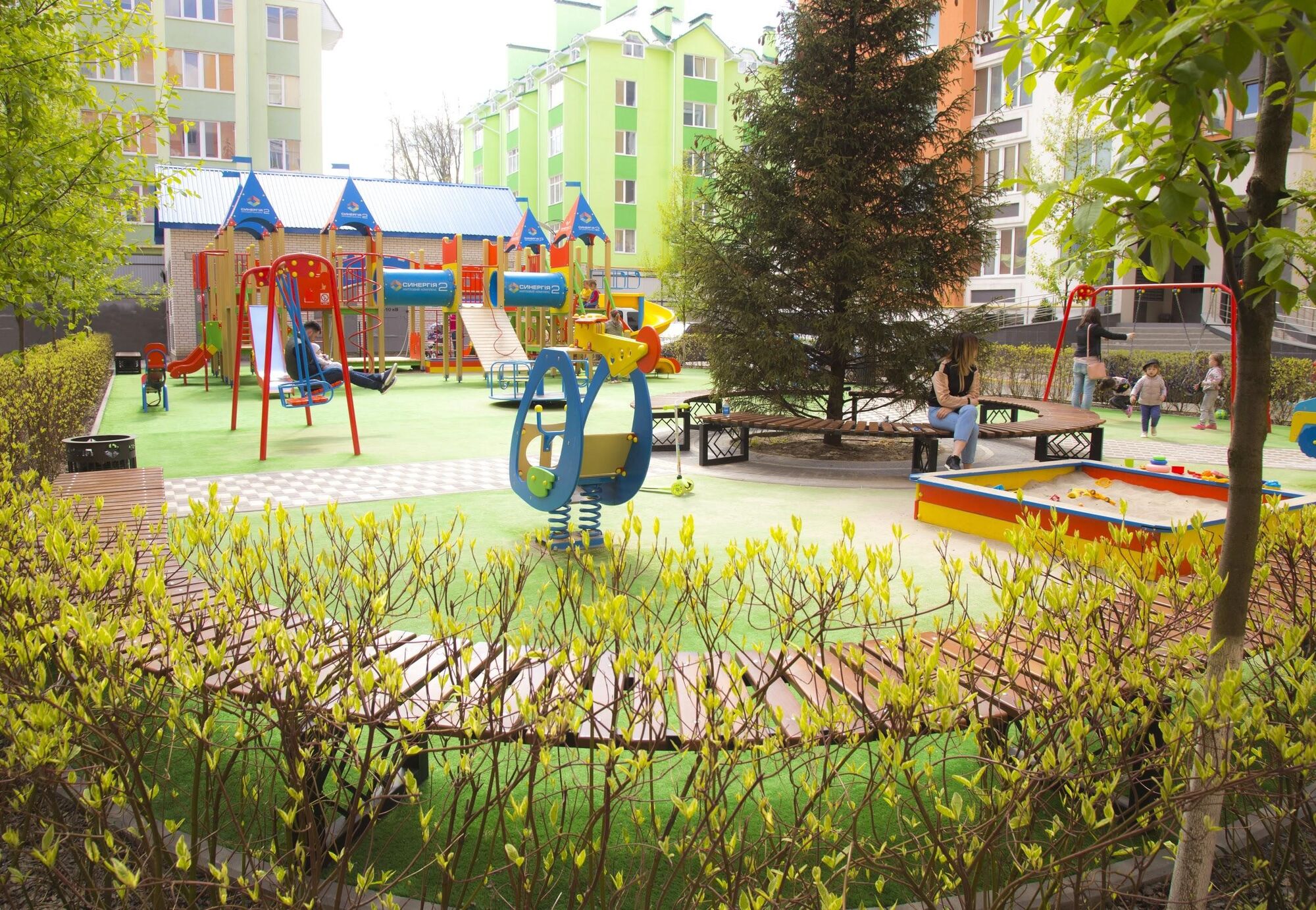 "Двор-парк" и умные технологии: в пригороде Киева зарождается новый тренд