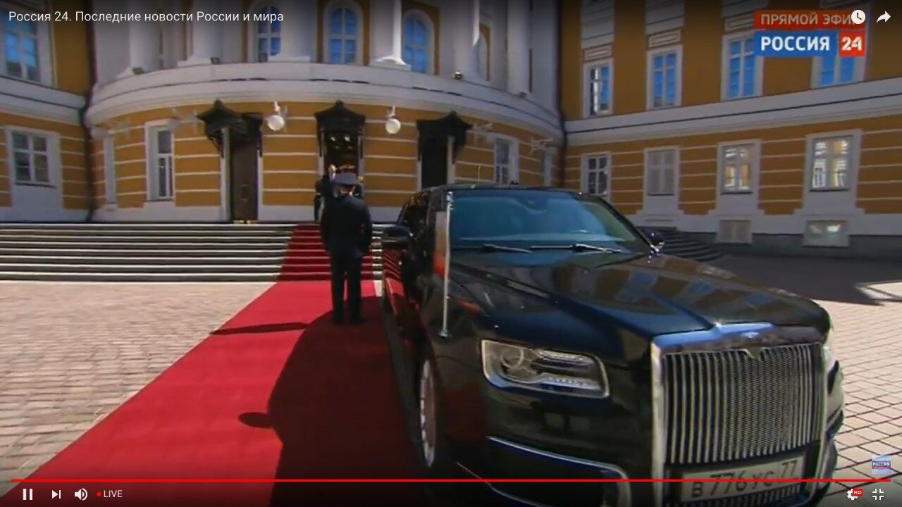 Путин приехал на инаугурацию на личном "броневике"