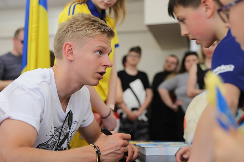 Украинская диаспора поздравила Зинченко с чемпионством в Англии