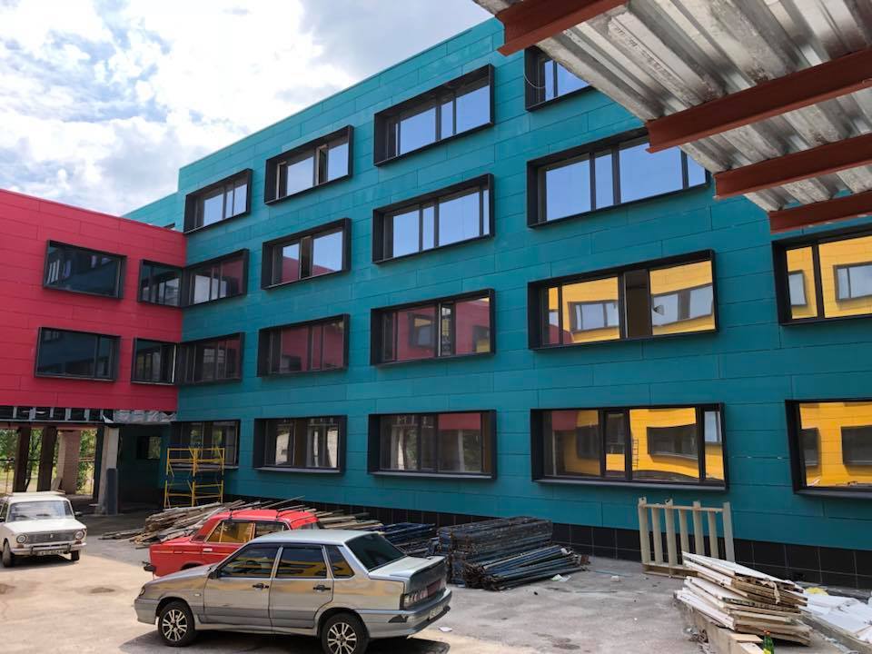 Юрий Голик: реконструированная школа в Желтых Водах станет самой яркой в Украине