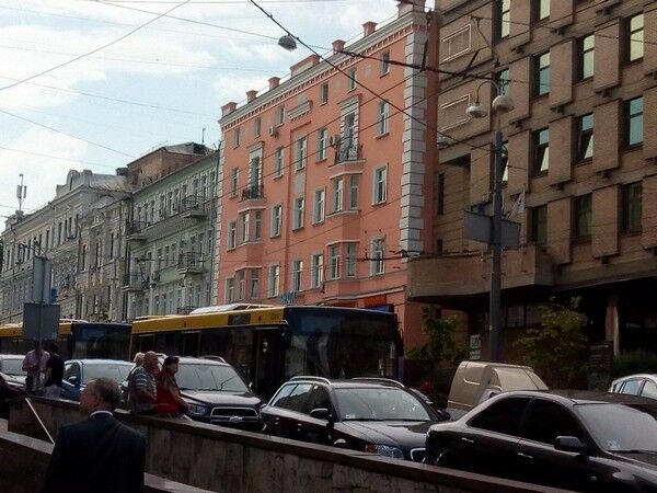 Пробка через ДТП з дипломатами в Києві