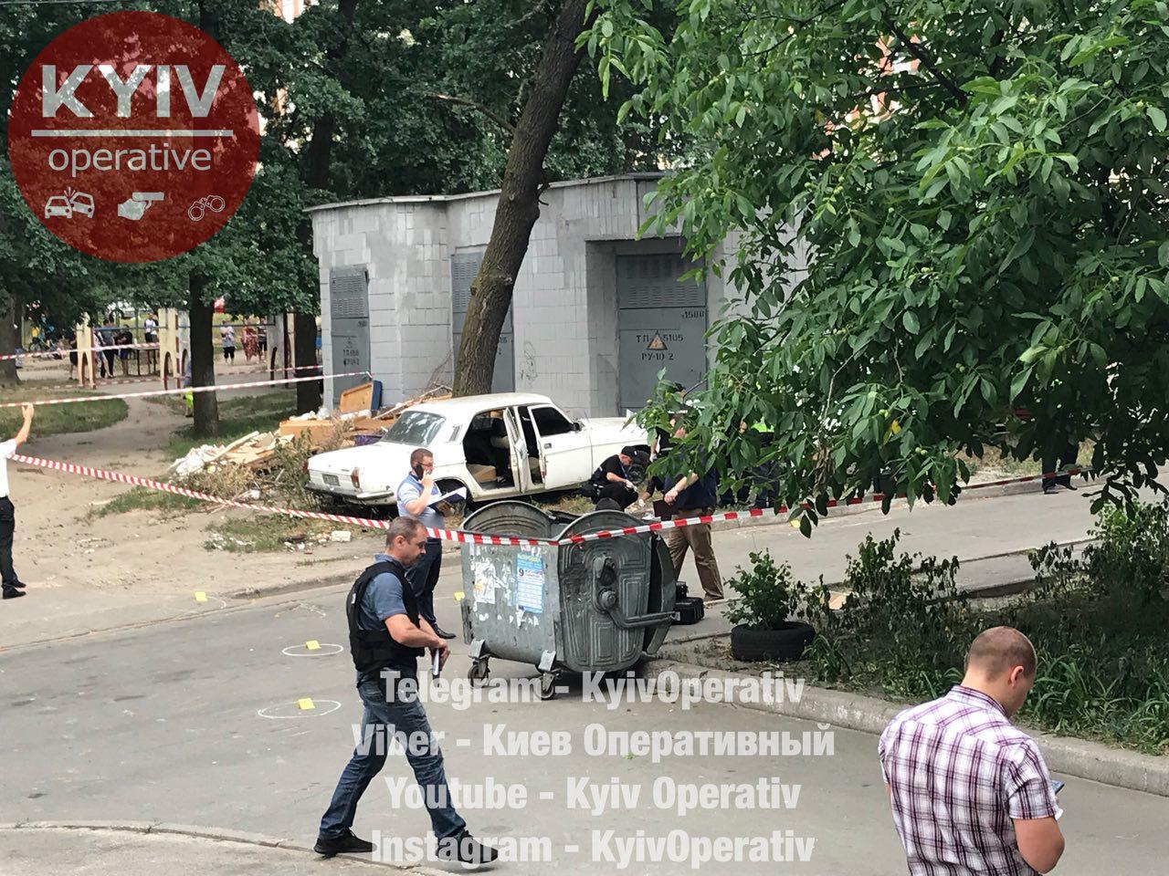 Вибух автомобіля в Києві: в поліції розповіли про поранення дітей