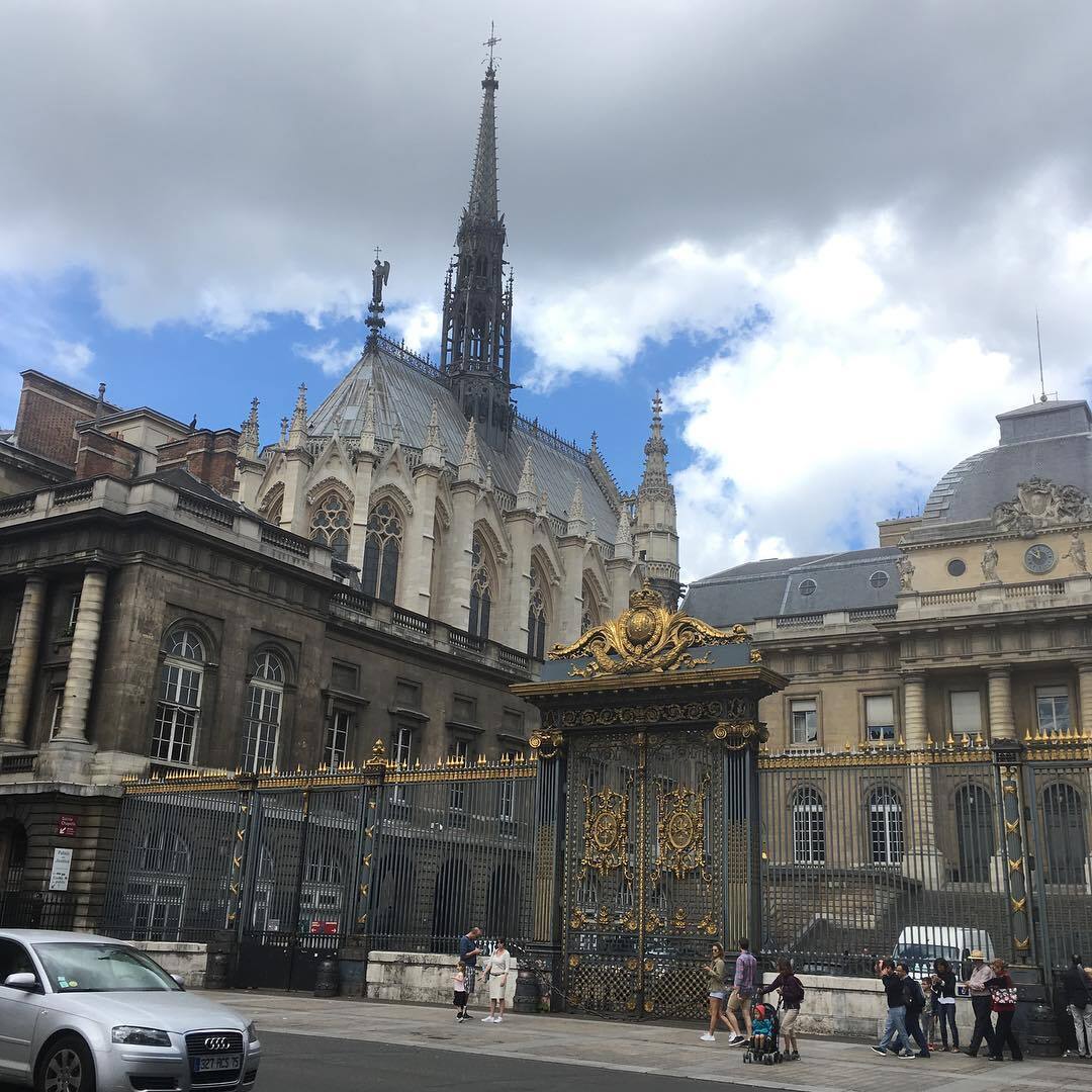 Часовня Сент-Шапель в Париже 