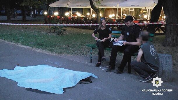 В Одесі чоловік забив до смерті безхатченка на очах у дітей: фото та відео