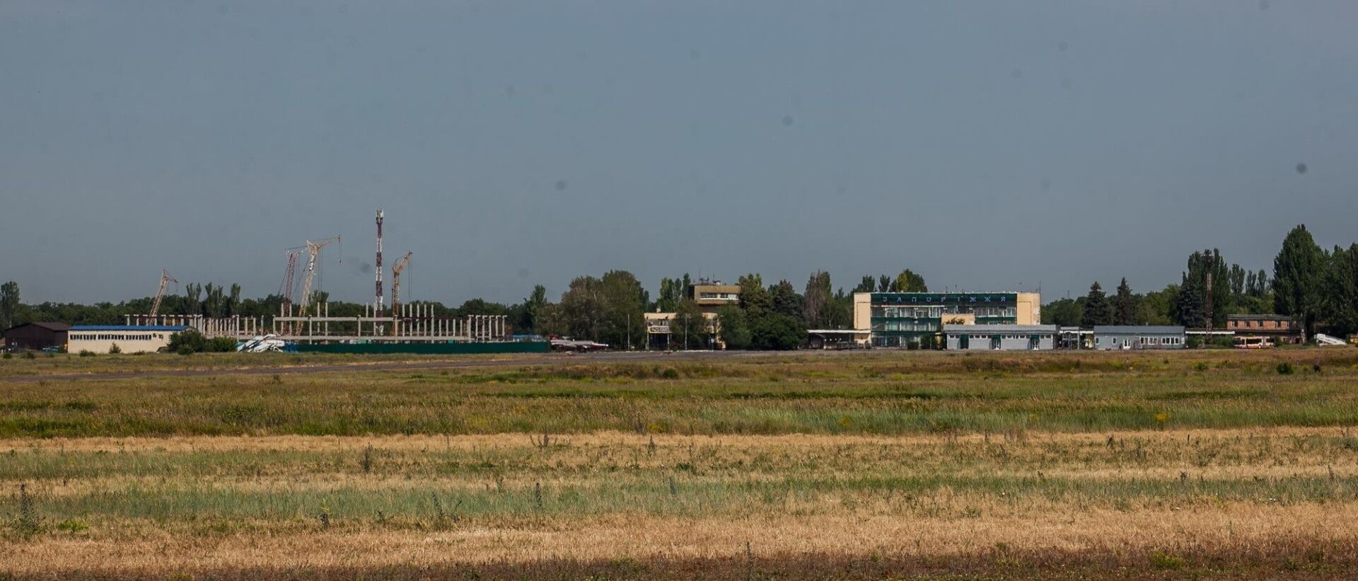Запорожский аэропорт открыл воздушные ворота: фото
