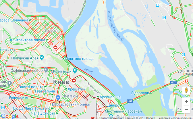 Київ застряг в серйозних заторах: опублікована карта "червоних" вулиць