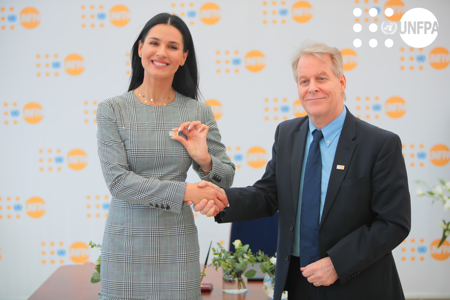 Маша Ефросинина и представитель UNFPA в Украине Каспар Пик