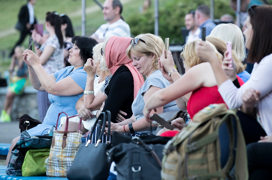 Кличко зібрав комунальників та подякував їм за чистий Київ після фіналу Ліги чемпіонів