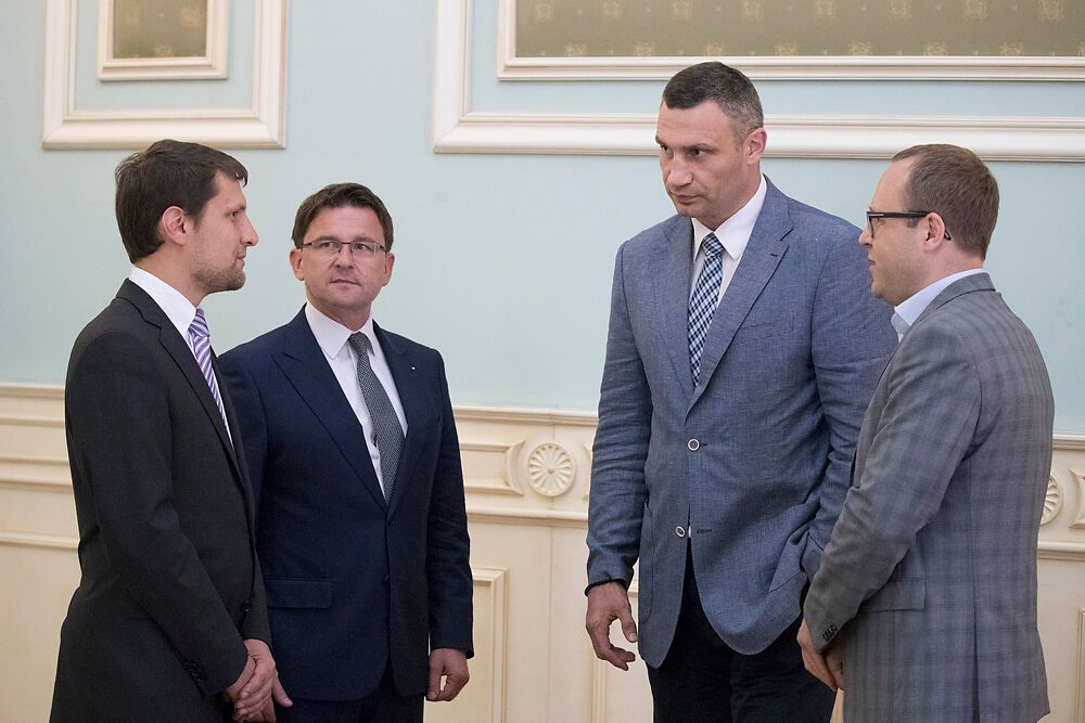 Київ підписав угоду про співробітництво з компанією Visa
