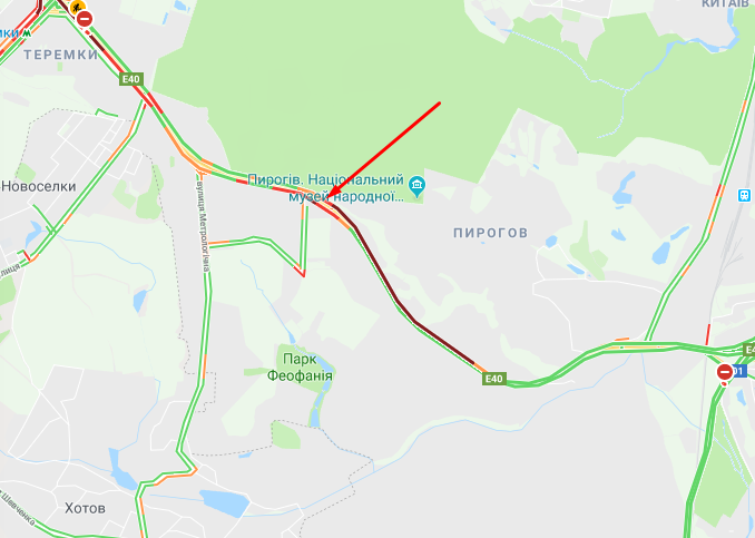 Перекрыли трассу: из-за ДТП в Киеве образовался масштабный затор