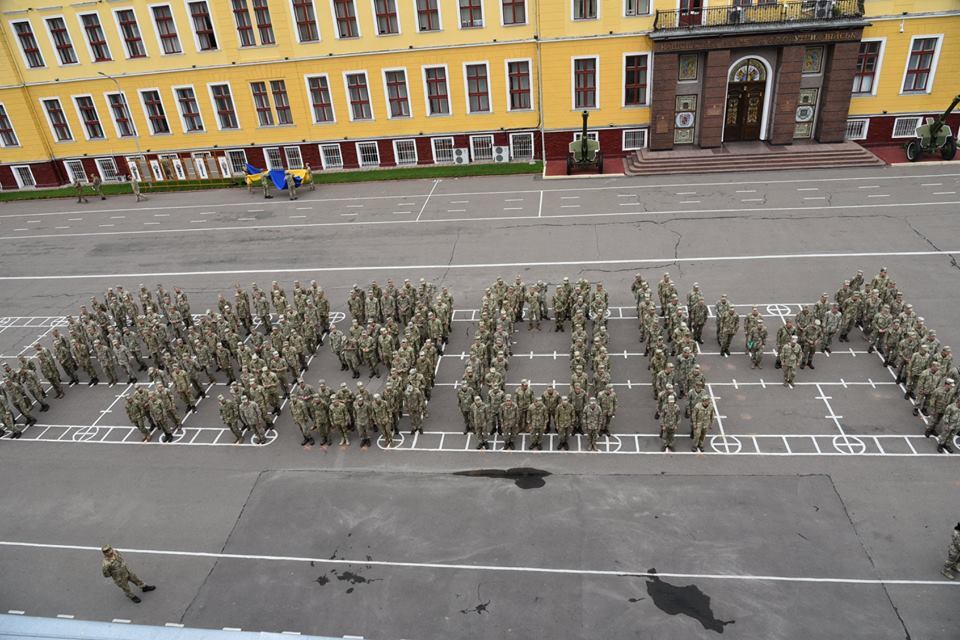 "Сильні разом!" Курсанти України передали потужне послання захисникам Донбасу