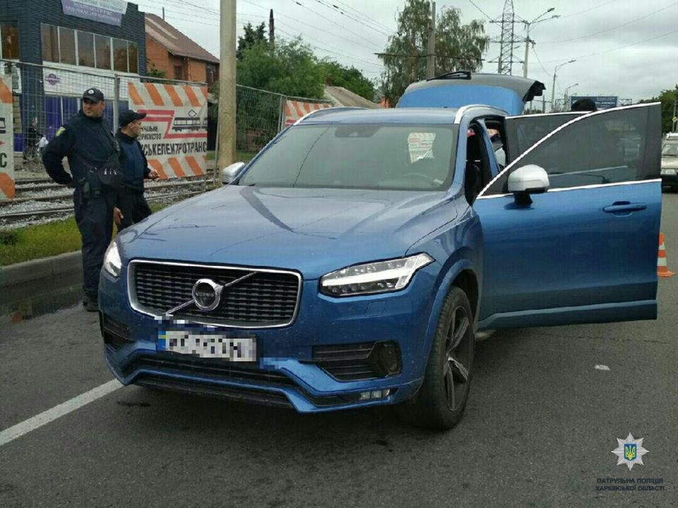 Просто в квартирі: в Харкові розстріляли сім'ю