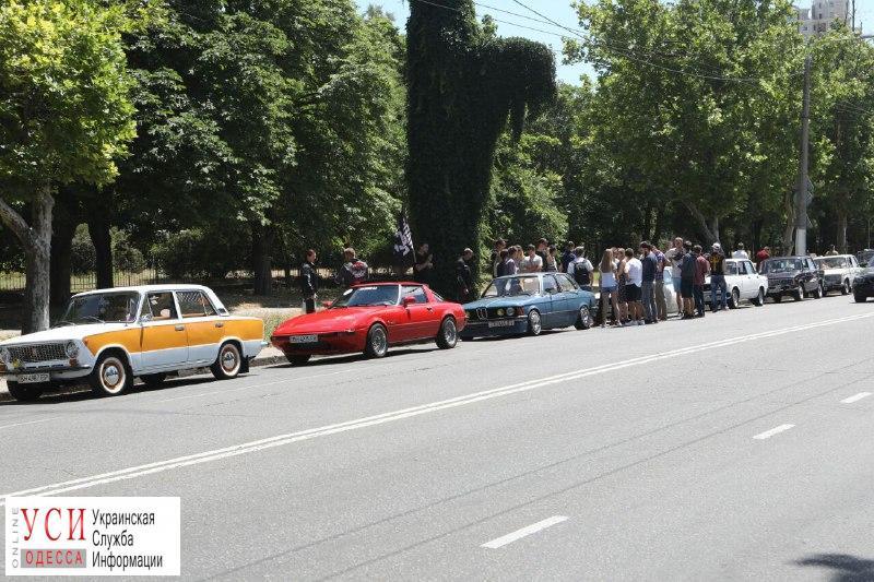 По Одесі проїхалися ретро-автомобілі: фоторепортаж