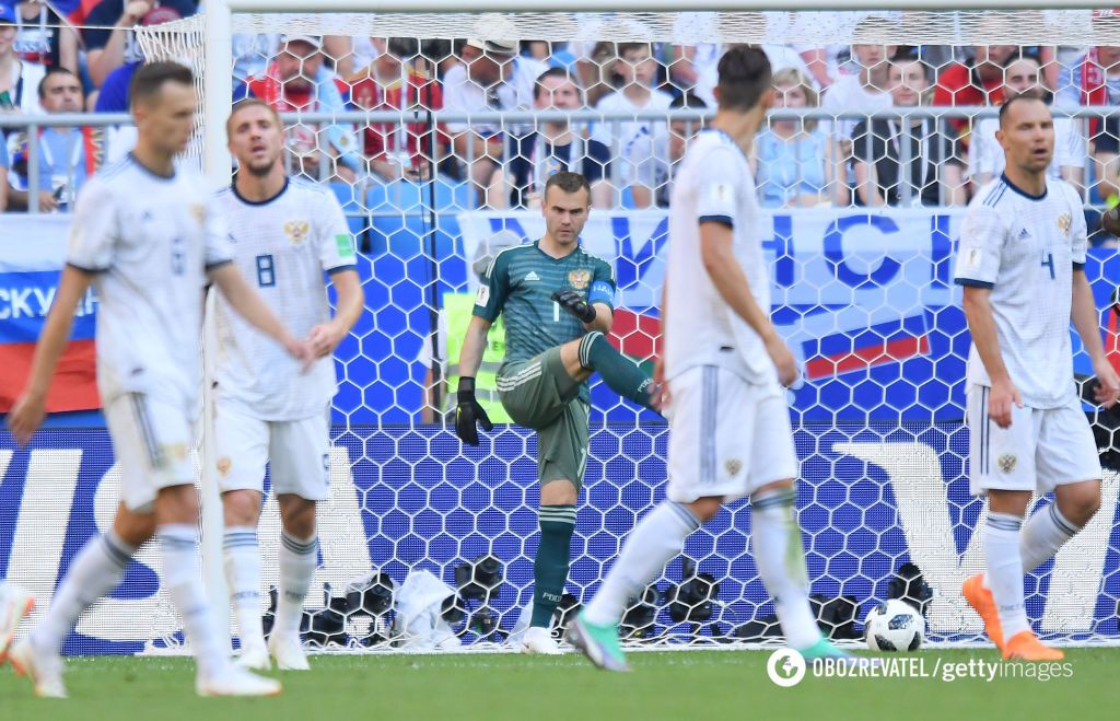 Россия разгромно проиграла Уругваю на ЧМ-2018