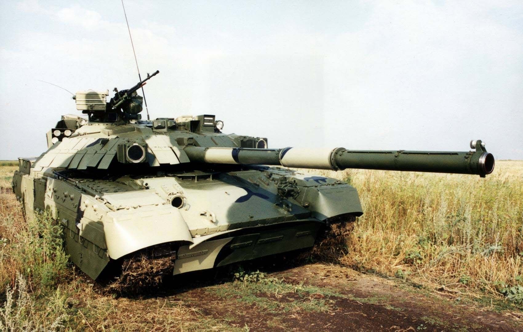"Ганьба" найкращого українського танка у НАТО: в "Укроборонпромі" зробили заяву