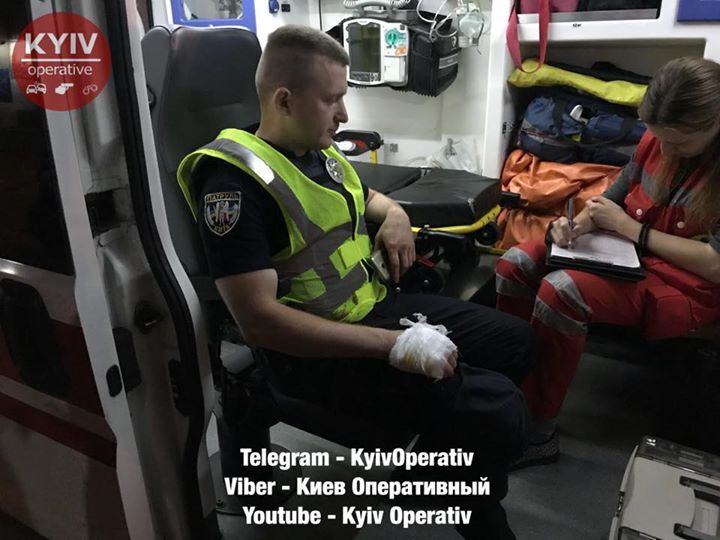 "Пьяное кунг-фу": в Киеве "Биба и Боба" жестоко избили полицейских