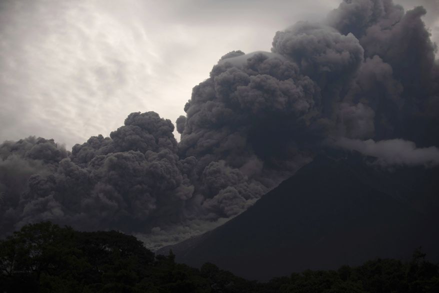 Извержение вулкана Фуэго