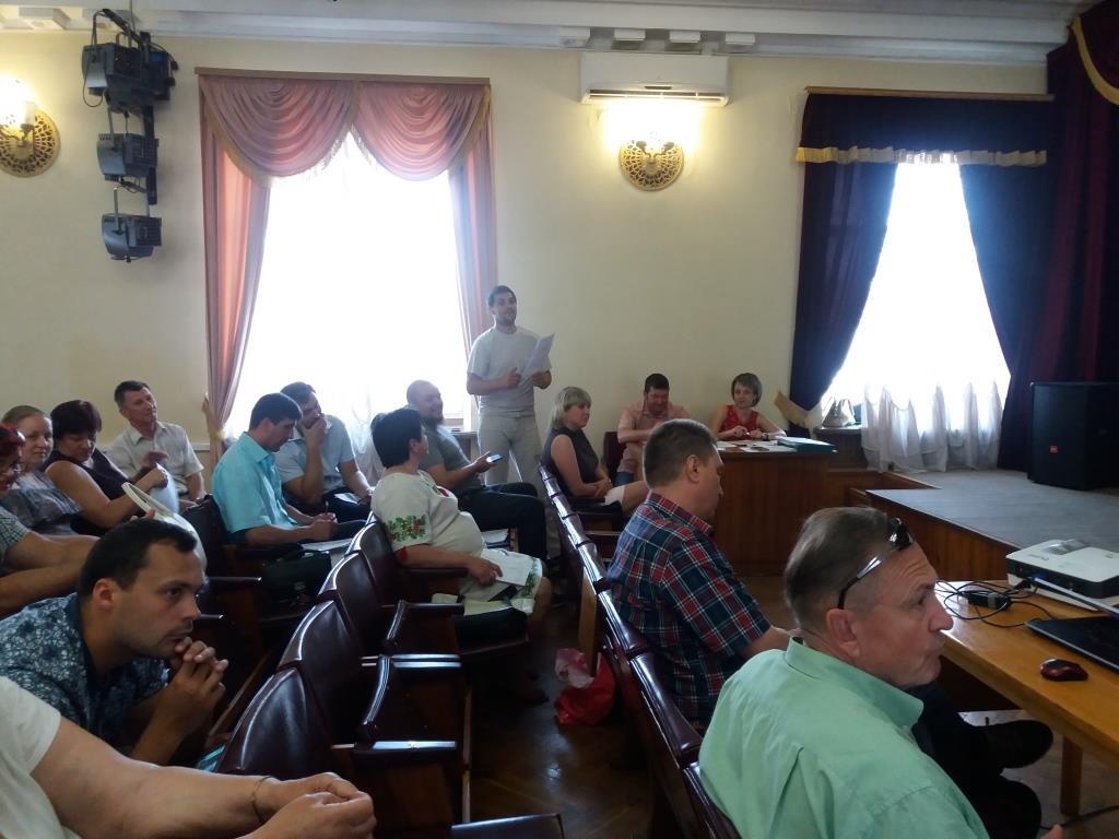 Депутати назвали українську мову "жлобською"