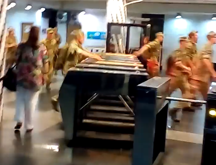 Майбутні капітани: в Києві курсанти зганьбилися в метро - відеофакт