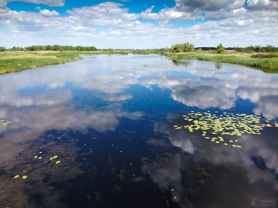 Плавні Дніпра з висоти: опубліковані неймовірні фото