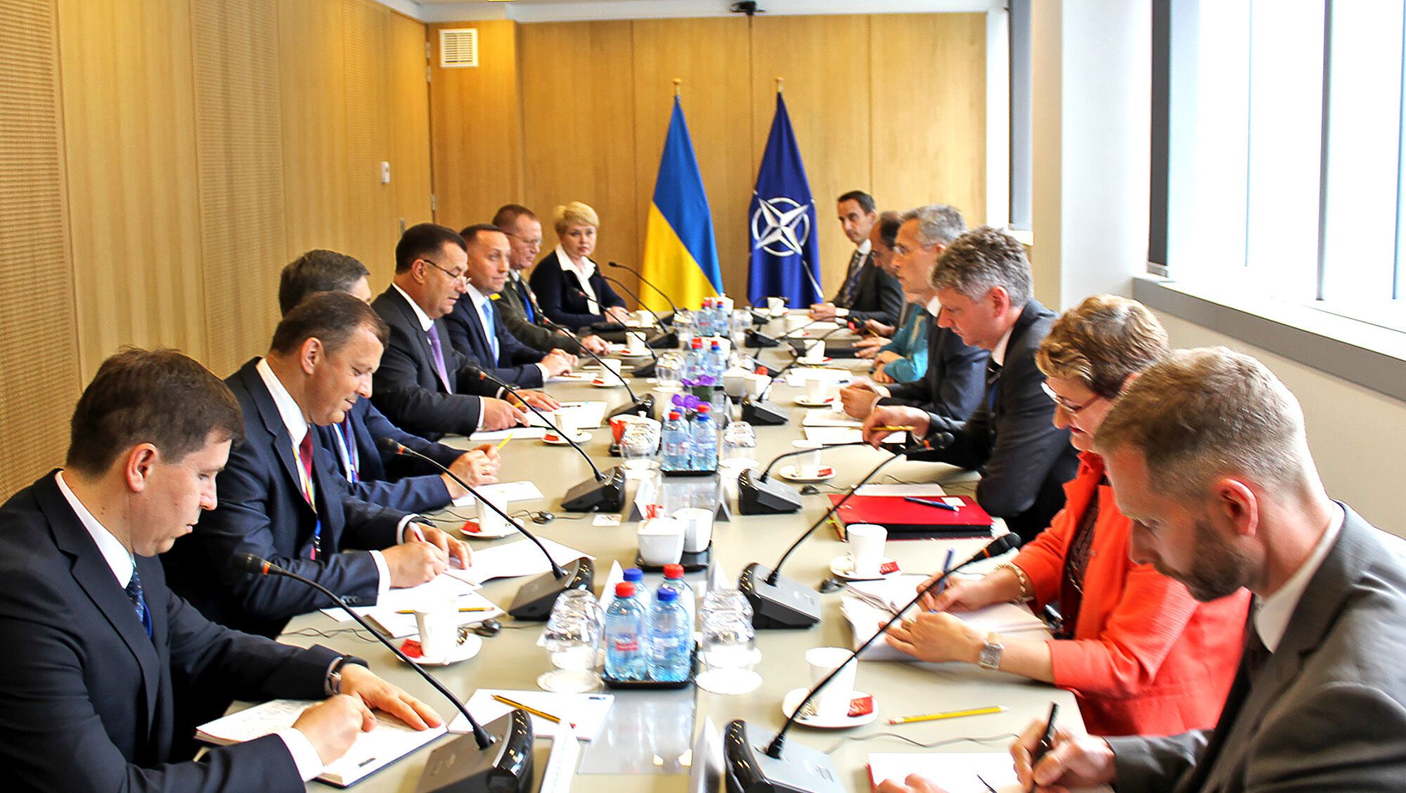 Встреча в штаб-квартире НАТО