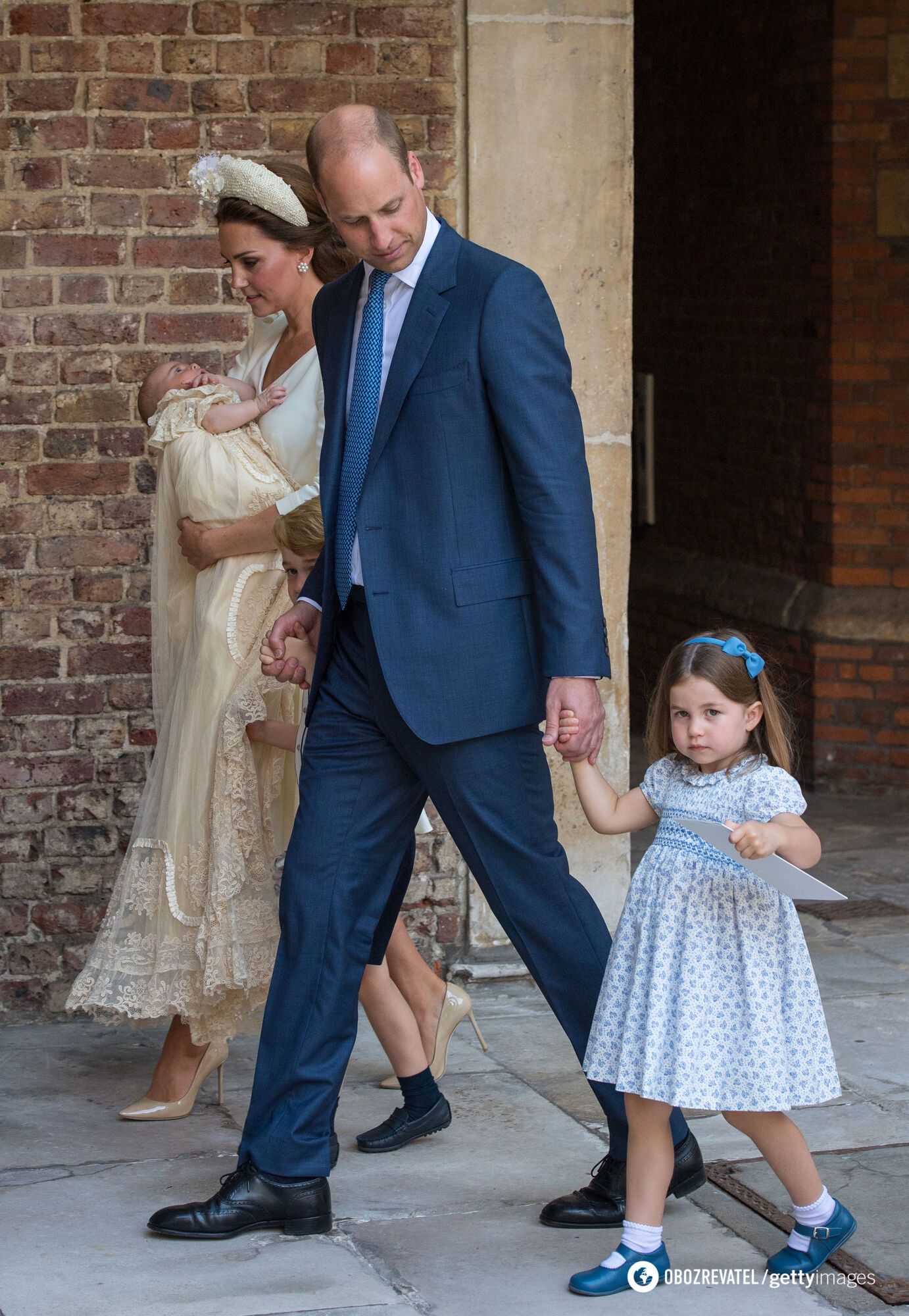 Кейт Миддлтон и принц Уильям с детьми
