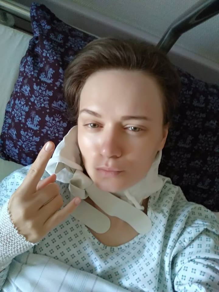 На лікарняному ліжку