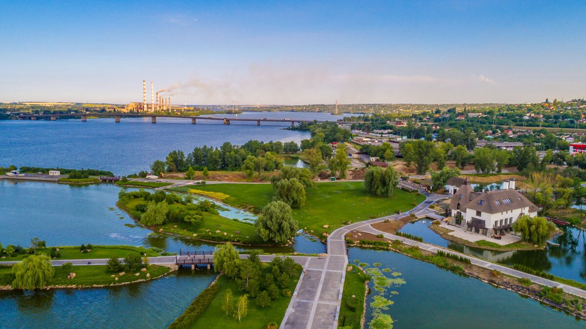 Краєвид заворожує: з'явилися фото і відео райського куточка у Дніпрі