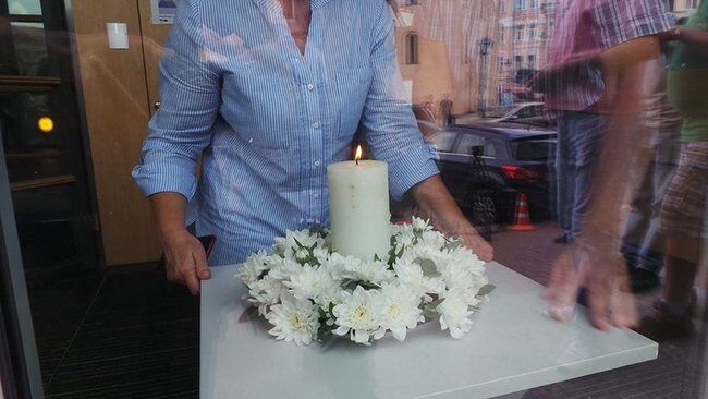 "Від убивць не буде покаяння": у Києві зворушливо вшанували жертв малайзійського "Боїнга"