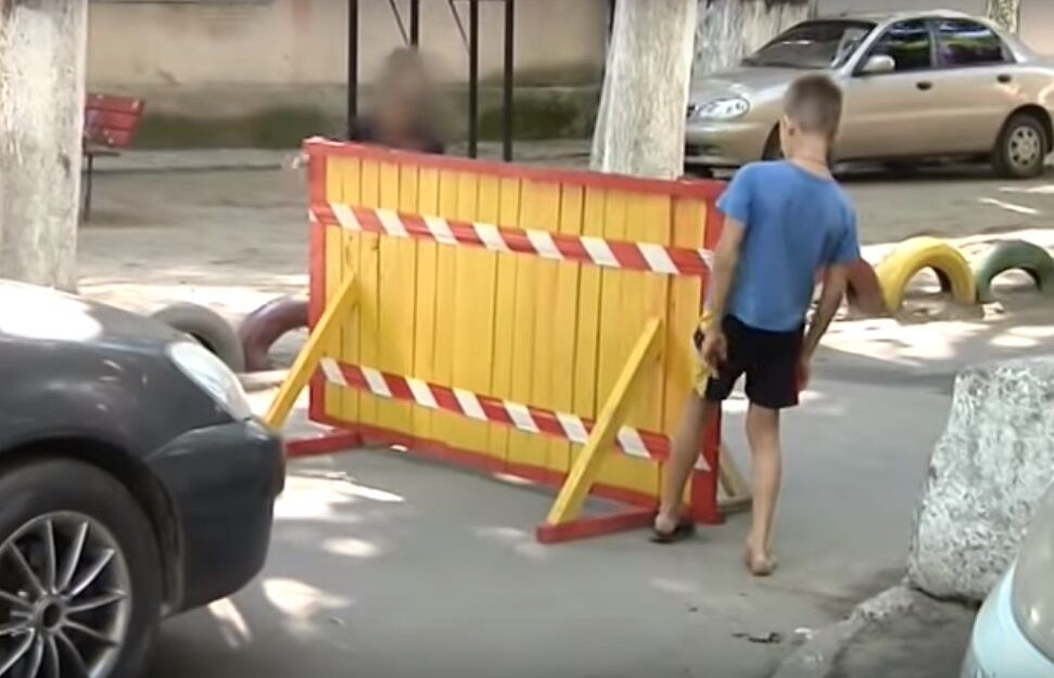 "Будущие депутаты": дети в Одессе придумали интересный способ заработать