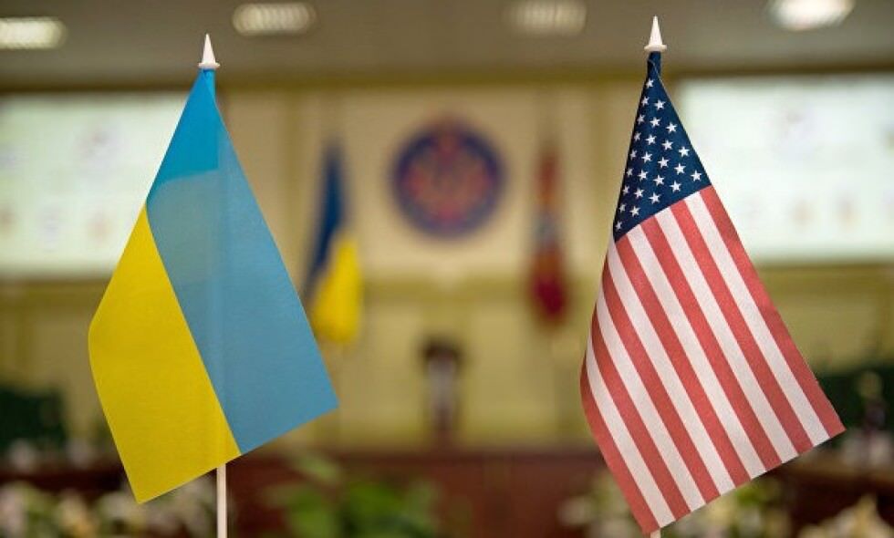 Что стоит за громким решением США по Крыму