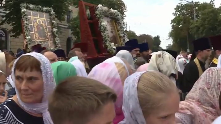 У Києві пройшла Хресна хода УПЦ МП: усі подробиці, фото і відео