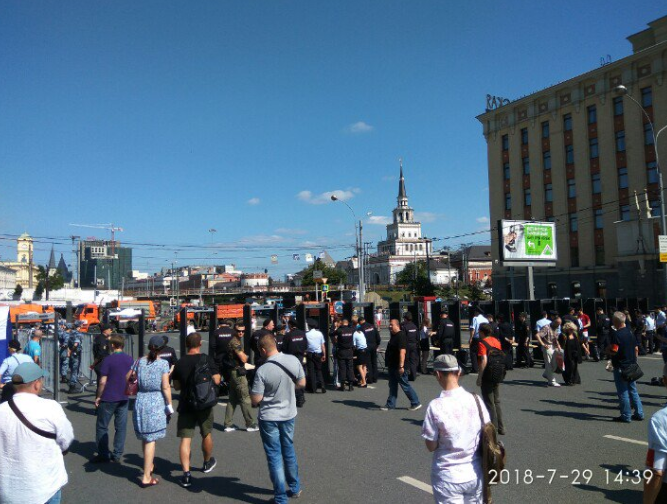 В Москве вышли на протест против Путина