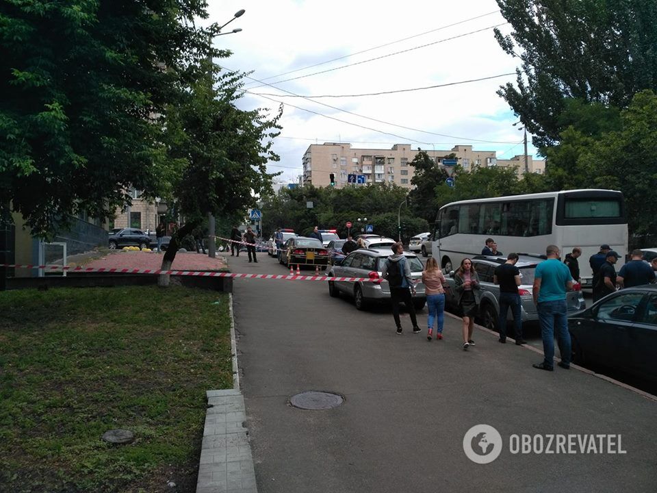 В центре Киева расстреляли человека: подробности, фото и видео