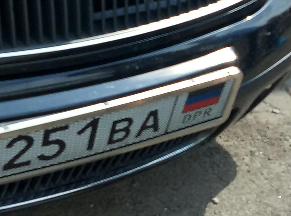 Каталися п'яними на авто "ДНР": у Маріуполі розгорівся скандал з "українськими військовими"