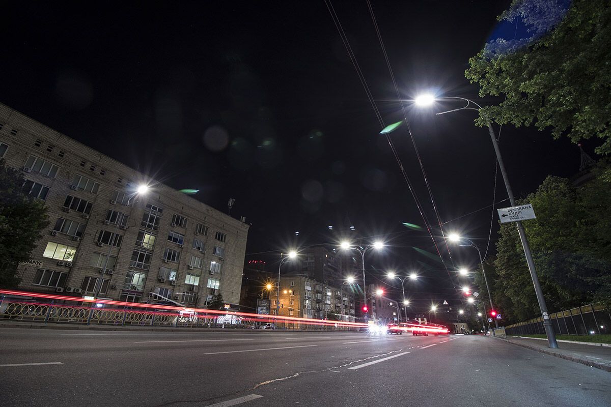 Як виглядає нічний Київ: яскраві фото столичного бульвару