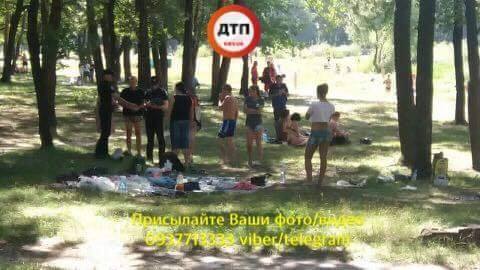 "Никто не помог": глупая смерть пьяницы в Киеве вызвала споры в сети