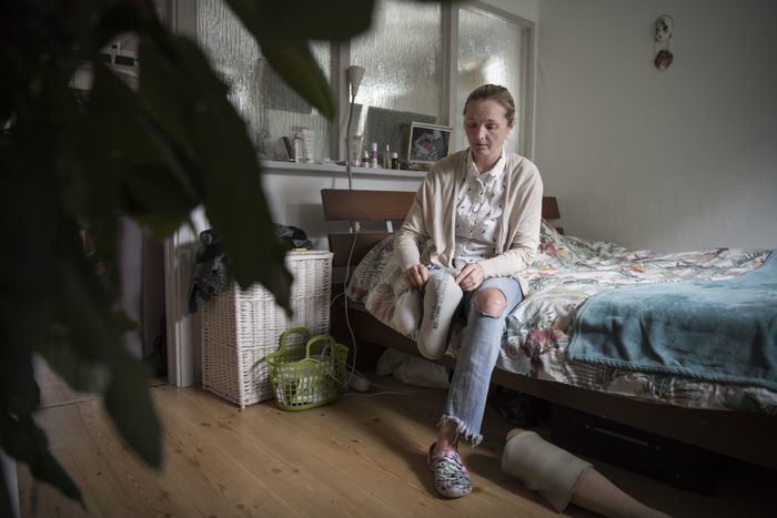 Швеція видворяє українку, яка втратила ногу у теракті