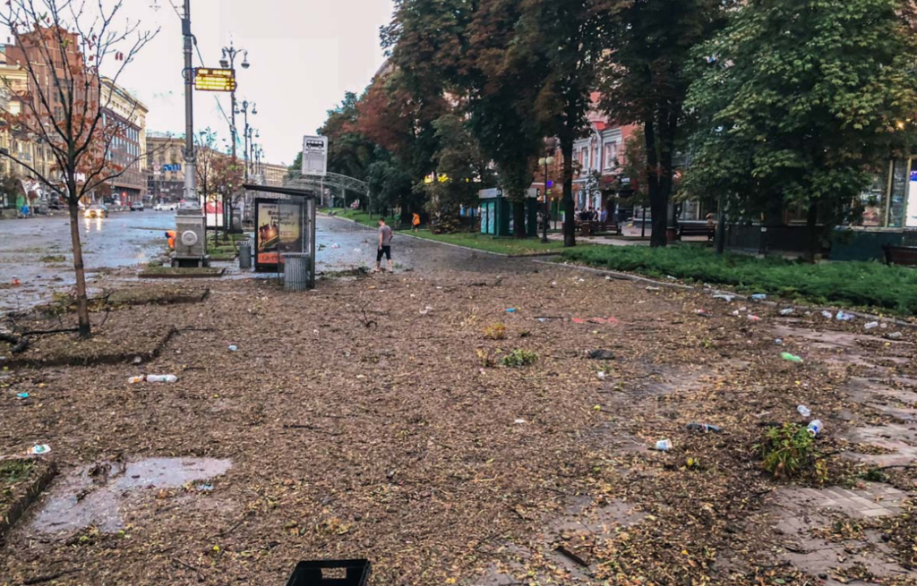 Наслідки зливи в центрі Києва