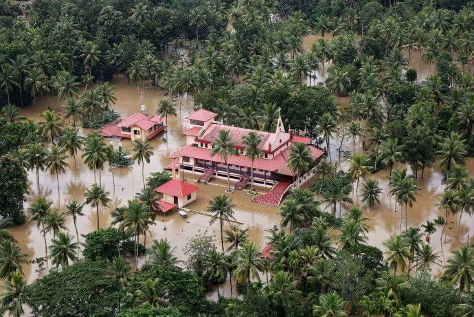 Катастрофа століття: в Індії повінь убила понад 300 осіб