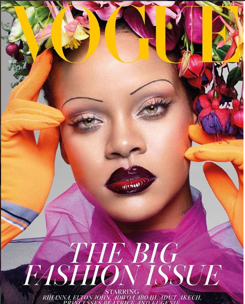 Первая в истории: Рианна снялась в потрясающей фотосессии для Vogue