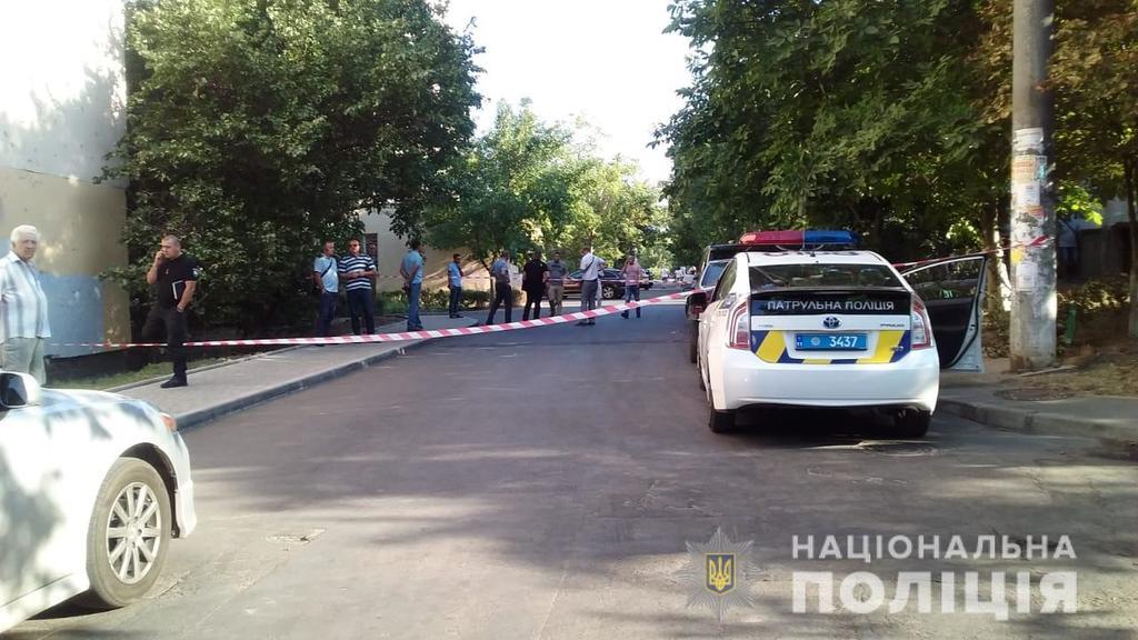 В Одессе стреляли в чиновника: первые фото и видео